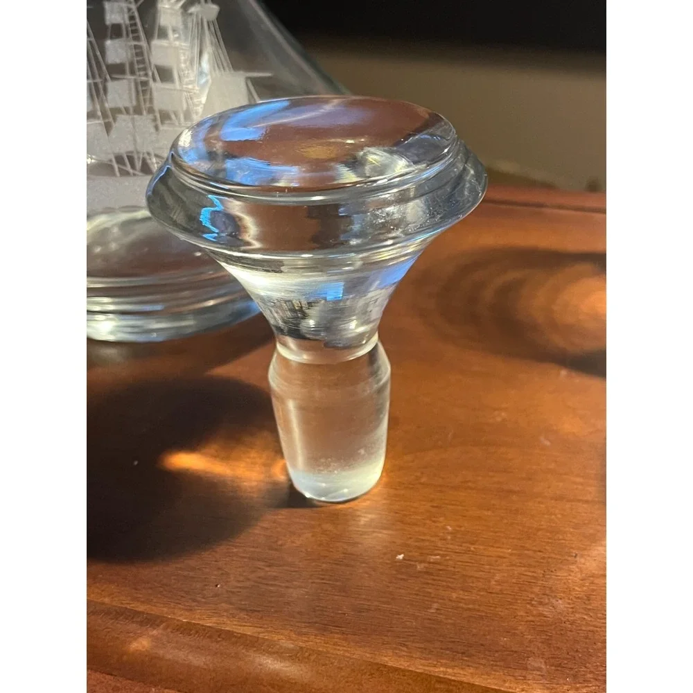 Leonard Crystal experience elegance
